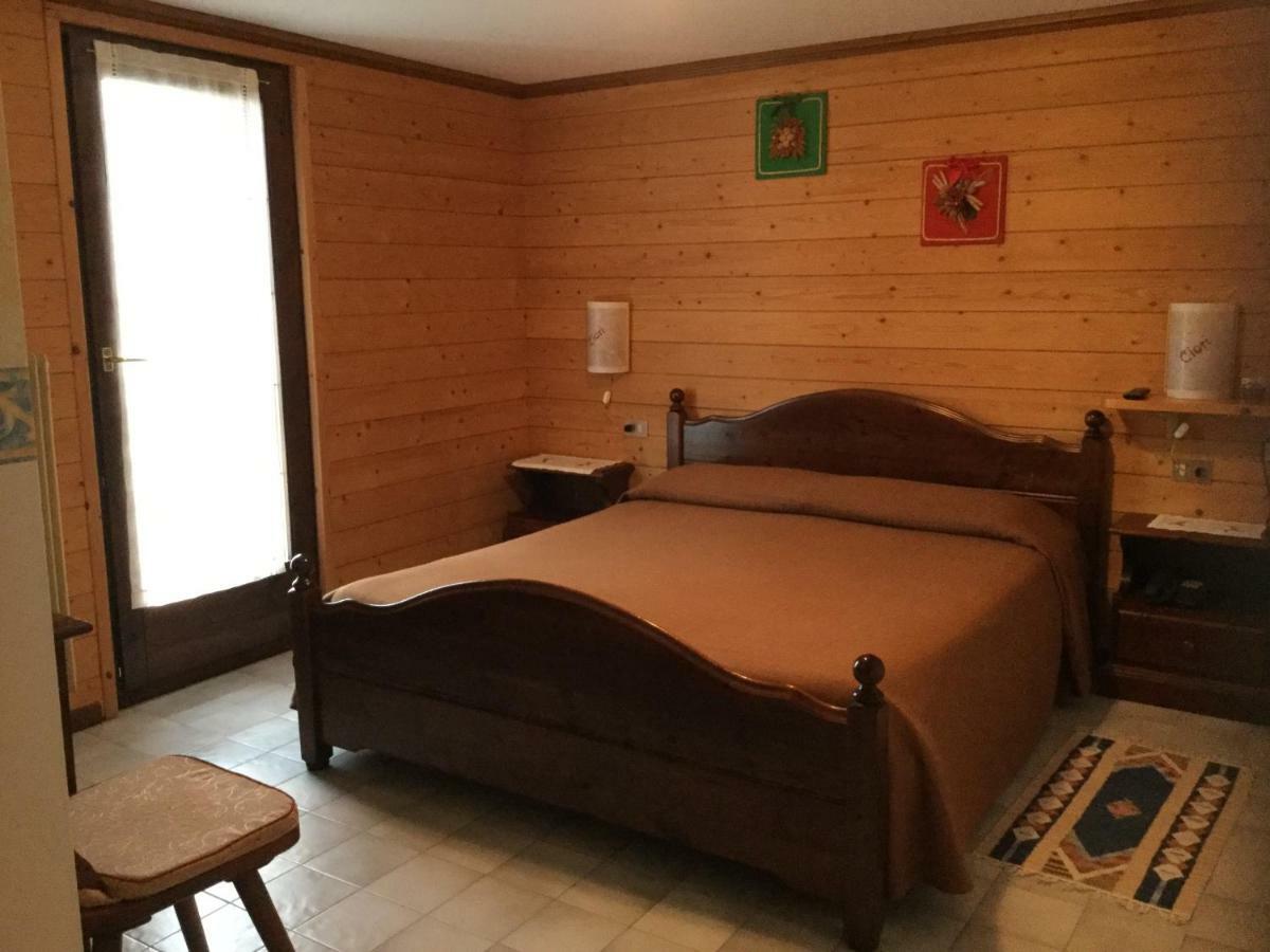 Albergo Ciori أسياجو المظهر الخارجي الصورة