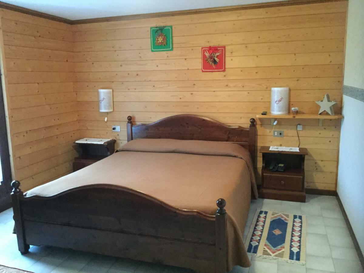 Albergo Ciori أسياجو المظهر الخارجي الصورة